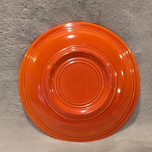 1936 Vintage Fiestaware Super Radioactive Red Orange Glaze Saucer Plate CPM 1800 - Picture 2 of 5